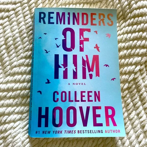 Reminders of Him, Colleen Hoover - Picture 1 of 3